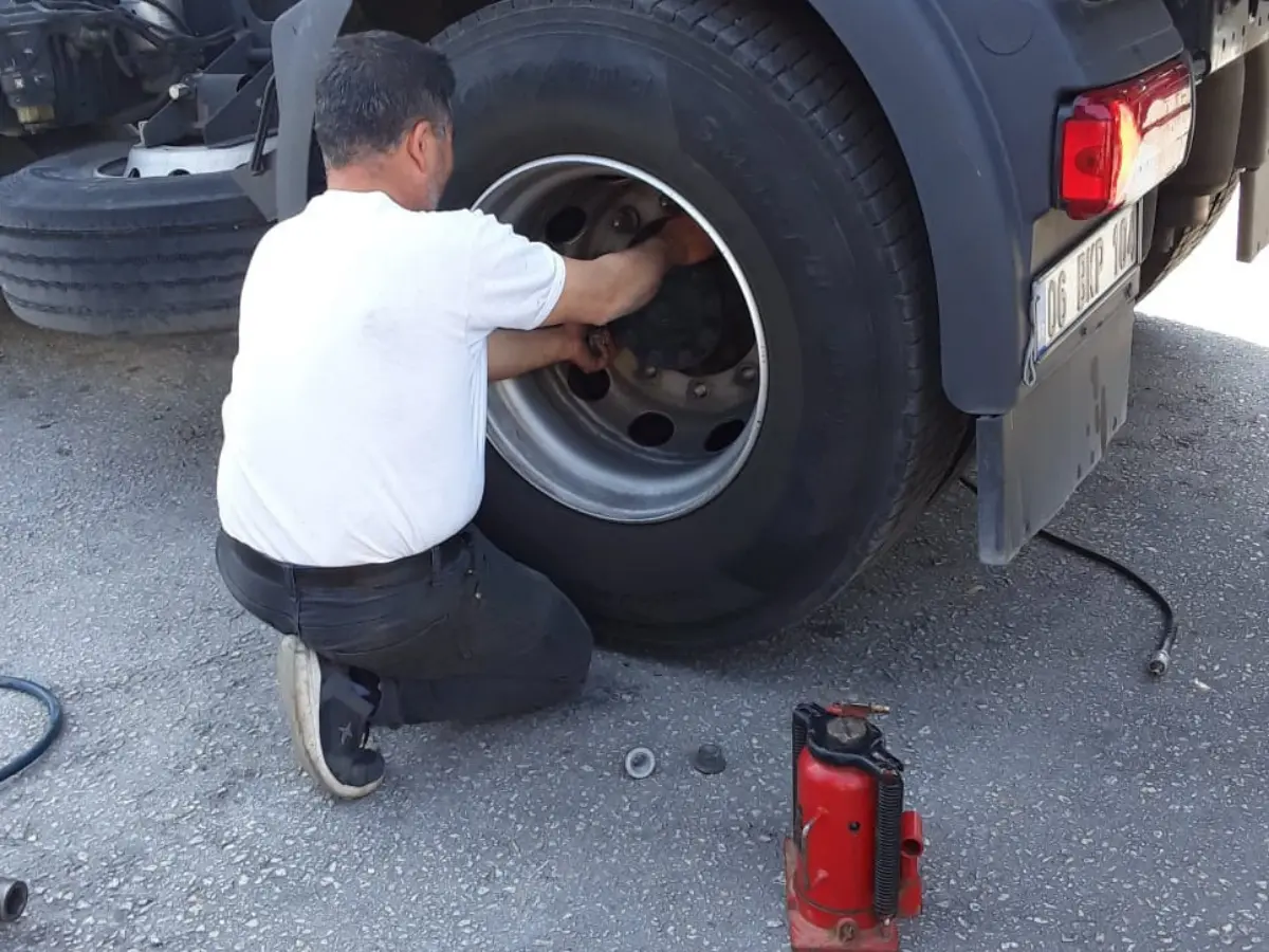 Ilıpınar Oto Lastikçi